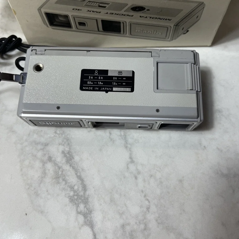 Minolta Pocket Pak 40 - vintage 110 film camera, Japan